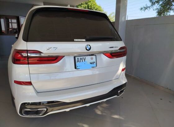 BMW X7