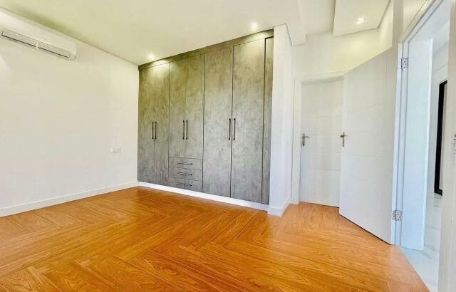 VENDE-SE duplex T4 na Costa do Sol