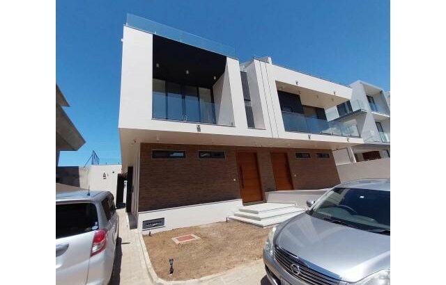 Vende-se moradia T3+1 no Triunfo