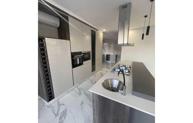 Vende-se dúplex T4 no Triunfo