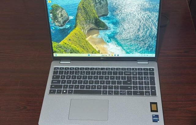 Laptop Dell latitude , 13TH Gen Core i7.