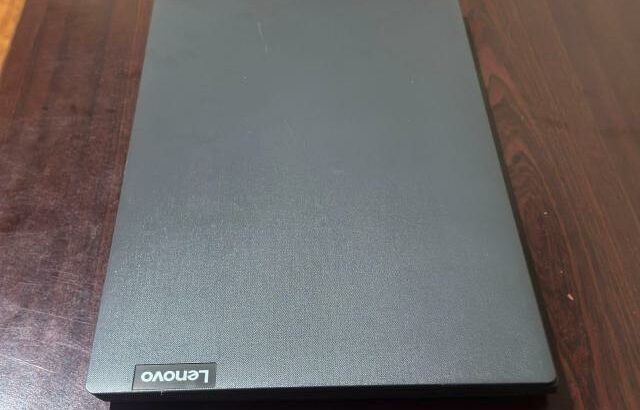 Laptop Lenovo 10TH Gen, Core i5.h