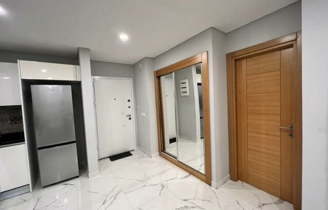 Arrenda-se Luxuoso Apartamento T1 Mobilado no deco assos