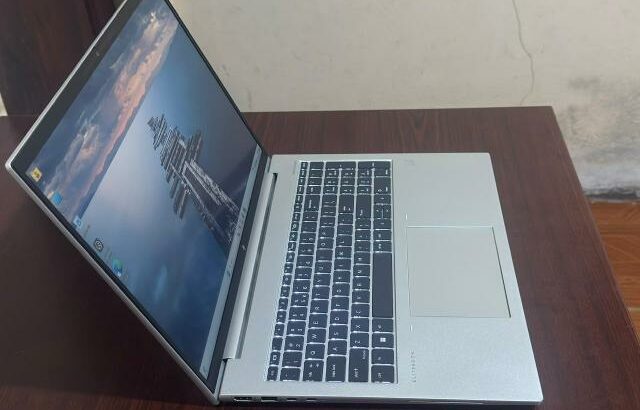 HP Elitebook G9, Ryzen7 Pro, 12TH Gen
