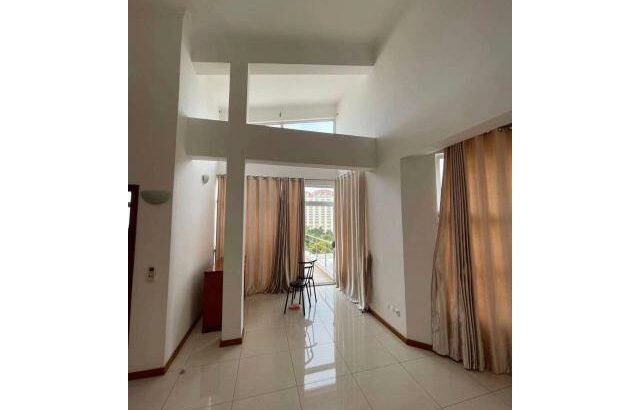 Vende-se moradia T4 no Diplomatic Village