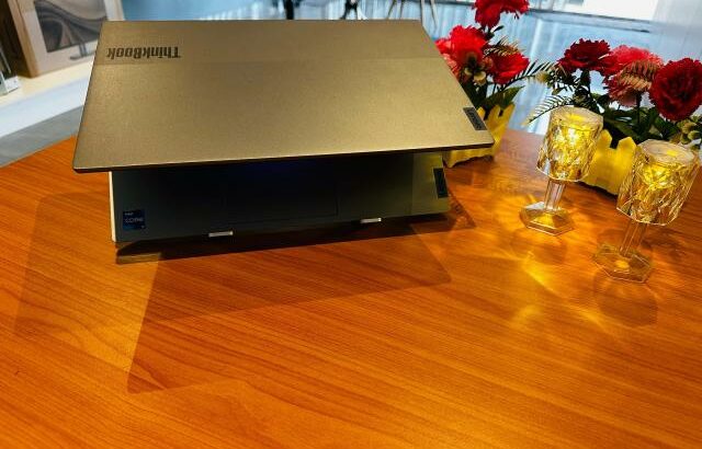 Lenovo Potente, Executivo e Moderno i7-12Th Gen