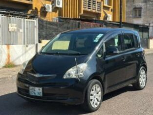 Toyota Ractis 1.3 2008