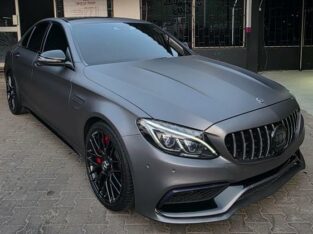 Mercedes-Benz C63 AMG
