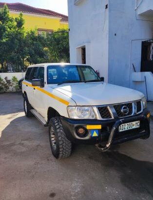 Nissan Patrol 2014 Manual