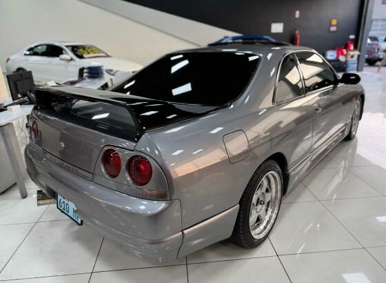 NISSAN SKYLINE R33 GTST