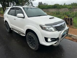 Toyota Hilux Fortuner D4D