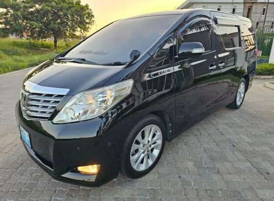 TOYOTA ALPHARD ZG EDITION RECÉM CHEGADO