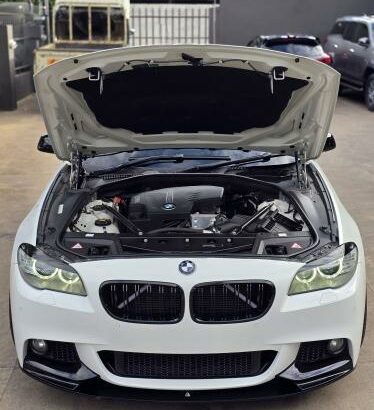 BMW 523i M Package 2012