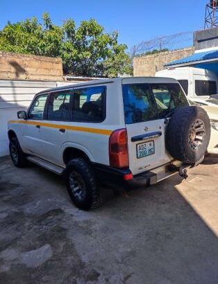 Nissan Patrol 2014 Manual