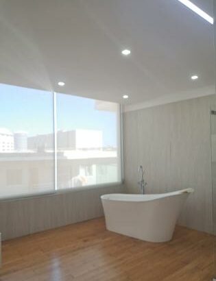 ARRENDA+SE APARTAMENTO T4 CONDOMÍNIO ZEN COM MÓVEIS