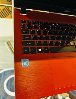 Acer Acer Aspire 315-31  Intel Celeron N3350  2GB DDR4 SDRAM  500 GB SSHD  15.6 Display FHD intel UHD Graphics  Bateria Excelente 4Horas  Carregador I