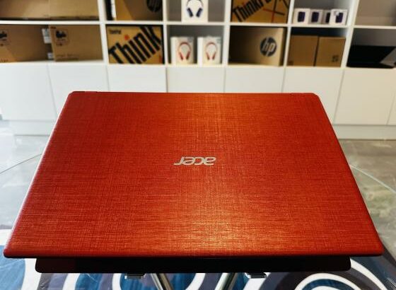 Acer Acer Aspire 315-31  Intel Celeron N3350  2GB DDR4 SDRAM  500 GB SSHD  15.6 Display FHD intel UHD Graphics  Bateria Excelente 4Horas  Carregador I