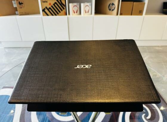 Acer Aspire 315-31  Intel Celeron N3350  2GB DDR4 SDRAM  500 GB SSHD  15.6 Display FHD  intel UHD Graphics  Bateria Excelente 4Horas  Carregador Inclu