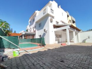 Arrensa-se Moradia T6 com piscina,na Sommerschield 1, Av do Zimbabwe.