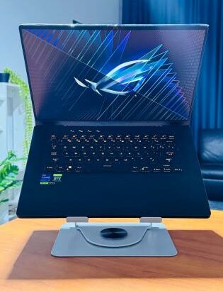 ASUS ROG Zephyrus Monster Gaming M16 i9 13th 1TB SSD 32GB RAM RTX 4070 8GB Novo