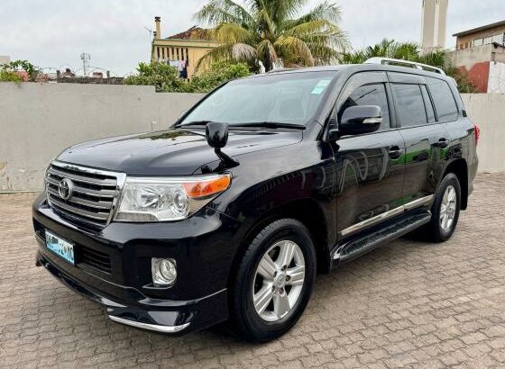 Toyota Land Cruiser 2012 4.6 V8