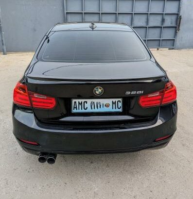 BMW 3 Sieres 328i 2012 2.0 gasolina 4 CYL Twin turbo F30