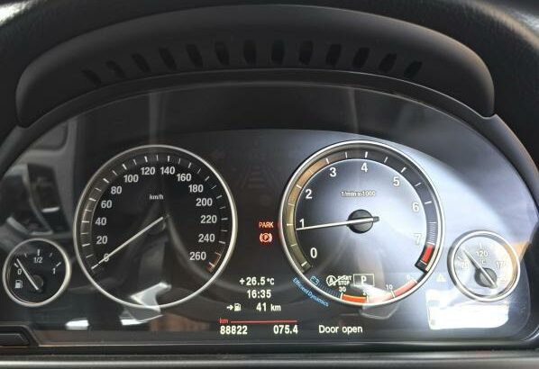 BMW 523i M Package 2012