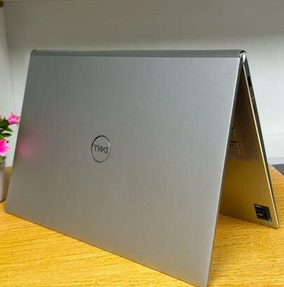 Dell Inspirion 7400 15.6” i5 11th 8GB RAM 512GB SSD