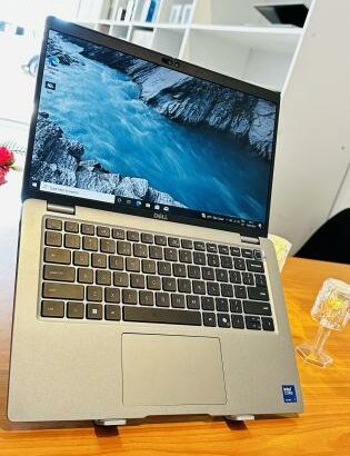 Dell Latitude 5450 UltraBook Machine Ultra 7,Edição 2024 Limpinho em promoção  Leve , Moderno e super Potente  (01 Ano de garantia e Assistência técni