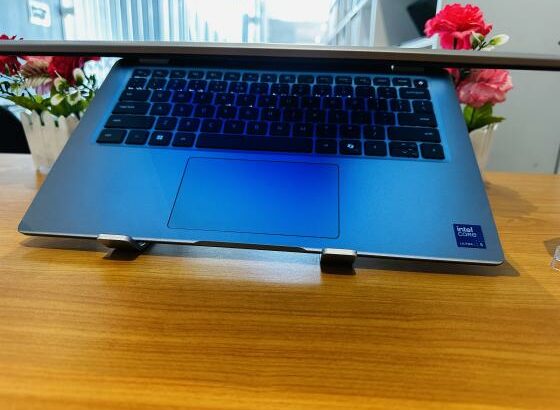 Dell Latitude 5450 UltraBook Machine Ultra 5,Edição 2024 Touchscreen Limpinho em Promoção,Leve , Moderno e super Potente  (01 Ano de garantia e Assist