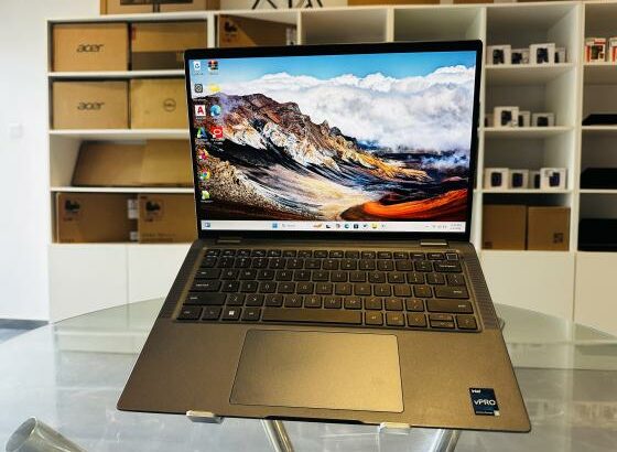 Dell Latitude 7440 UltraBook and Touchscreen Machine 13 TH Generation Intel Core I7-1365U (12 CPUs) 32 GB DDR5 SDRAM  512 GB SSD STORAGE NVMe  intel I
