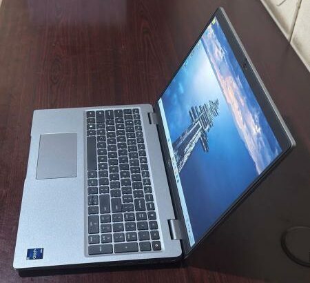 Dell Precision Mobile Workstation 3570 i7 12th 16GB 512GB Nvidia Quadro T550 4GB