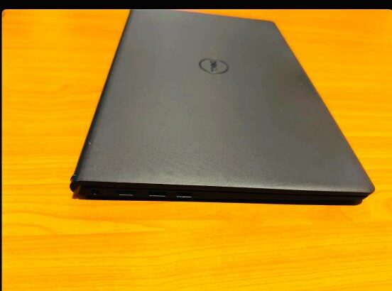 Dell Vostro 3520 Ultrabook i5 11th 8GB RAM 512GB