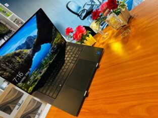 Dell XPS 15-9510 i7 11th 16GB RAM 1TB SSD Nvidia RTX 3050 Ti 4GB