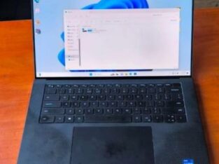 Dell XPS 9510 15.6” Touch i7 11th 32GB RAN 1TB SSD Nvidia GeForce RTX 3050Ti