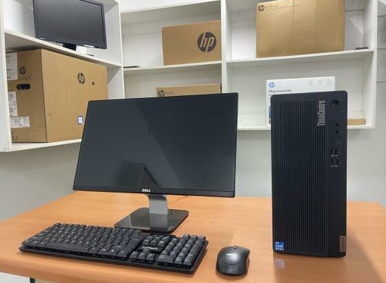 Desktop Completo Lenovo Thincentre i5 12th 8GB RAM 512GB SAD 22”