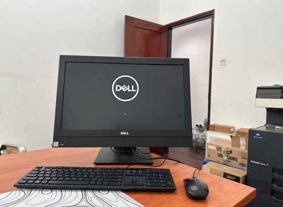 Desktop Dell Optiplex 5250 AIO i5 7th 8GB RAM 256GB 21.5”