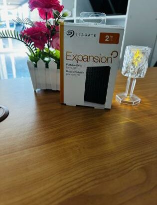 Disco Externo Seagate 2 TB em promoção Novoooooo Apenas 5.500.00MT