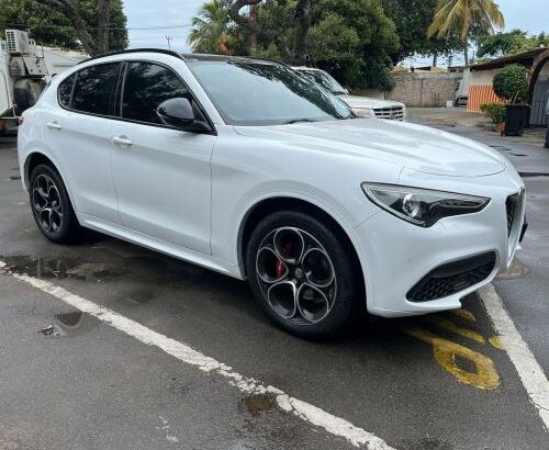 Alfa Romeo Stelvio Q4 2022 Panorâmico