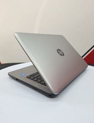HP 14 Celeron N3050 4GB 256GB SSD