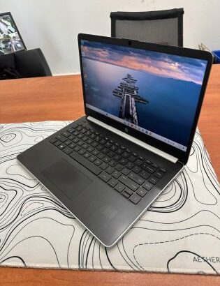 Hp 14s i5 10th 8GB RAM 512GB SSD