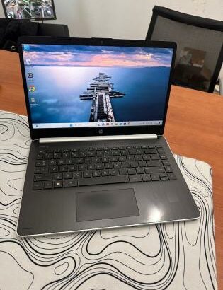 Hp 14s i5 10th 8GB RAM 512GB SSD