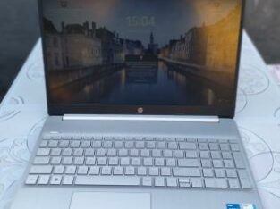 HP 15 15.6” i5 12th 8GB RAM 256GB SSD