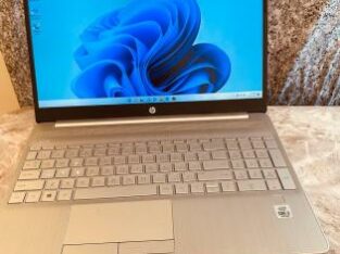 Hp 15 i3 10th 8GB RAM 256GB SSD