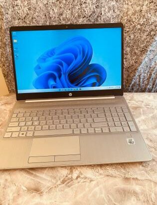 Hp 15 i3 10th 8GB RAM 256GB SSD