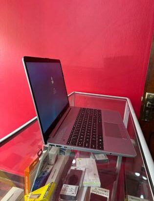 HP 255 G9 AMD Ryzen 3 5425U 8GB RAM 256GB SSD AMD Graphic