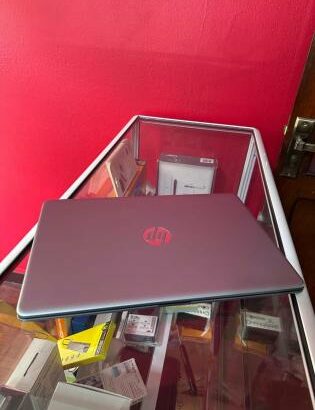 HP 255 G9 AMD Ryzen 3 5425U 8GB RAM 256GB SSD AMD Graphic