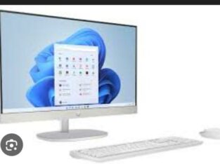 HP ALL-IN-ONE CR0074D CORE I5-1335U 8GB RAM 512GB SSD 24 INCH WIN11 PRO BRANCO SELADOS