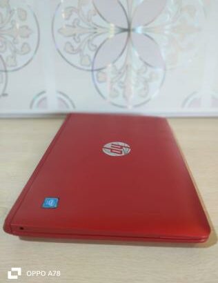 HP Desmontável Touch Intel Atom X5-Z8350  4GB RAM 128GB SSD