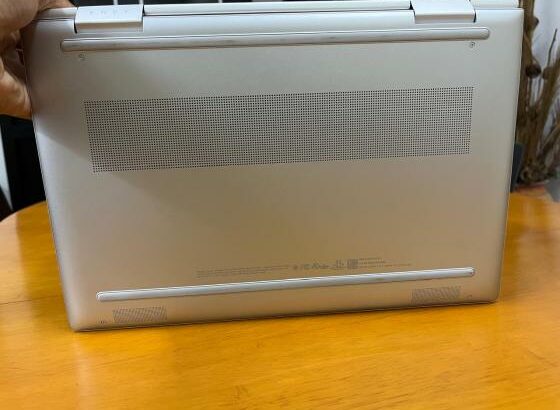 HP Envy 14 X360 14” Touchscreen core 7 150U i7 14th 16GB RAM 512GB SSD